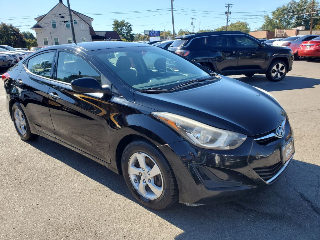 Photo 7 of this HYUNDAI ELANTRA