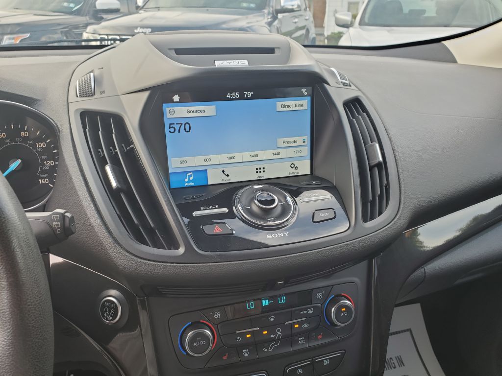 Photo 14 of this FORD ESCAPE