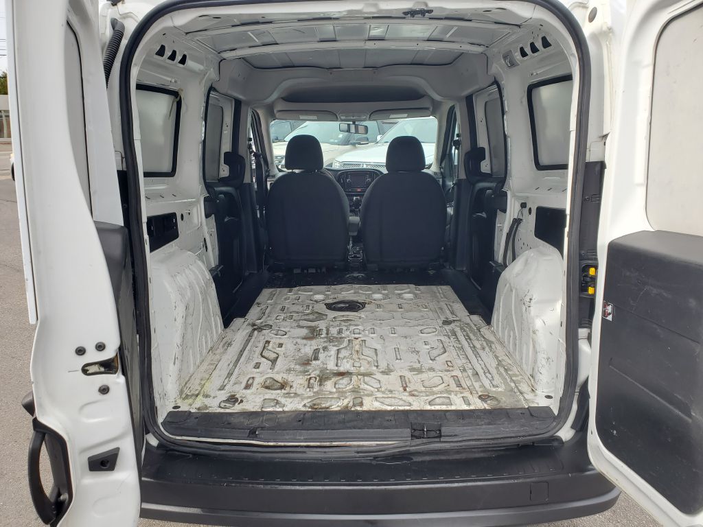 Photo 11 of this RAM PROMASTER CITY