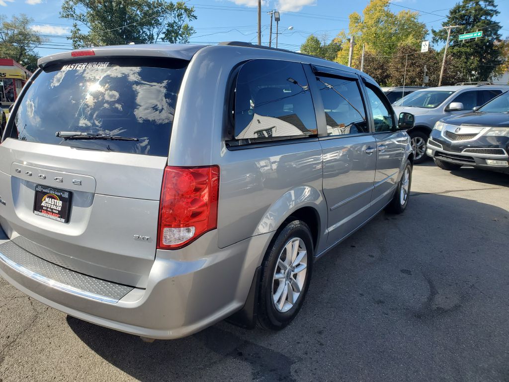 Photo 5 of this DODGE GRAND CARAVAN
