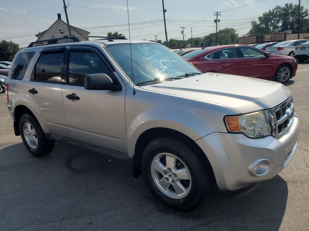 Photo 7 of this FORD ESCAPE