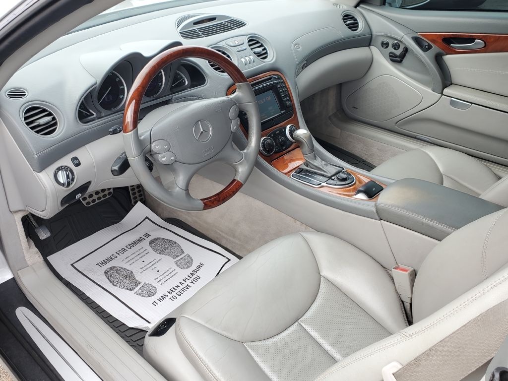 Photo 14 of this MERCEDES-BENZ SL