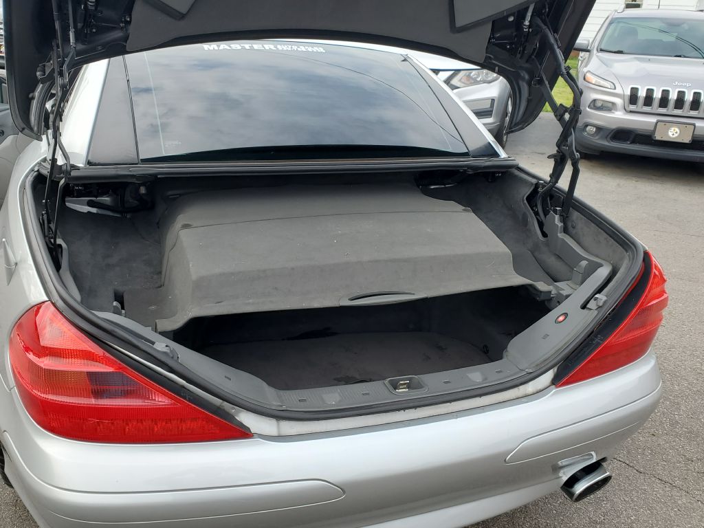 Photo 15 of this MERCEDES-BENZ SL