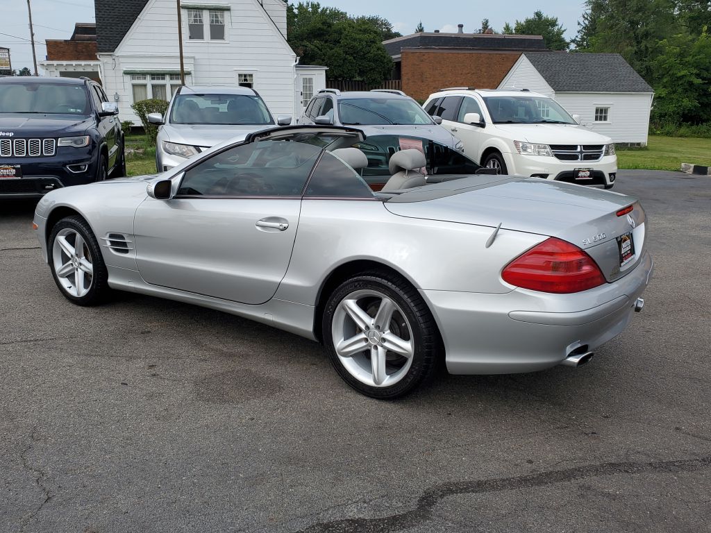 Photo 19 of this MERCEDES-BENZ SL