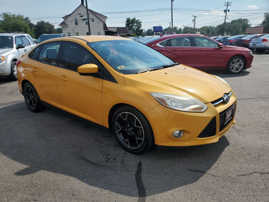 Photo 7 of this FORD FOCUS