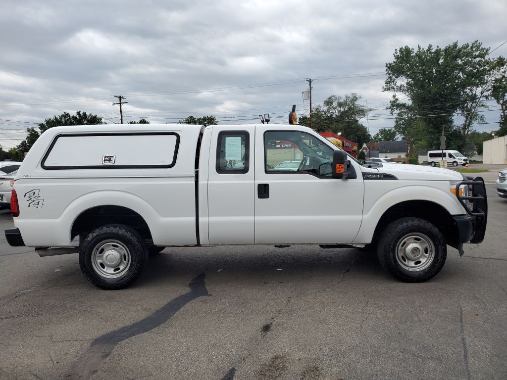 Photo 8 of this FORD F250