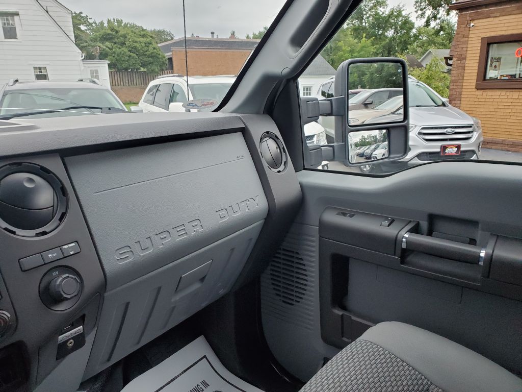 Photo 16 of this FORD F250