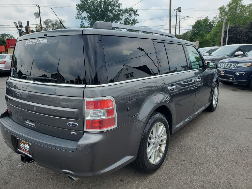 Photo 5 of this FORD FLEX