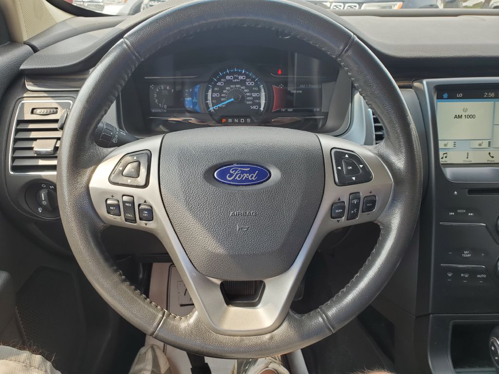 Photo 14 of this FORD FLEX