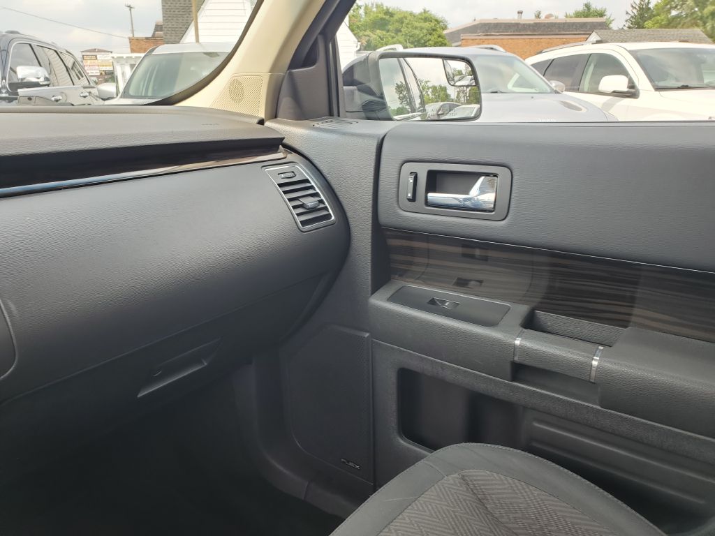 Photo 16 of this FORD FLEX
