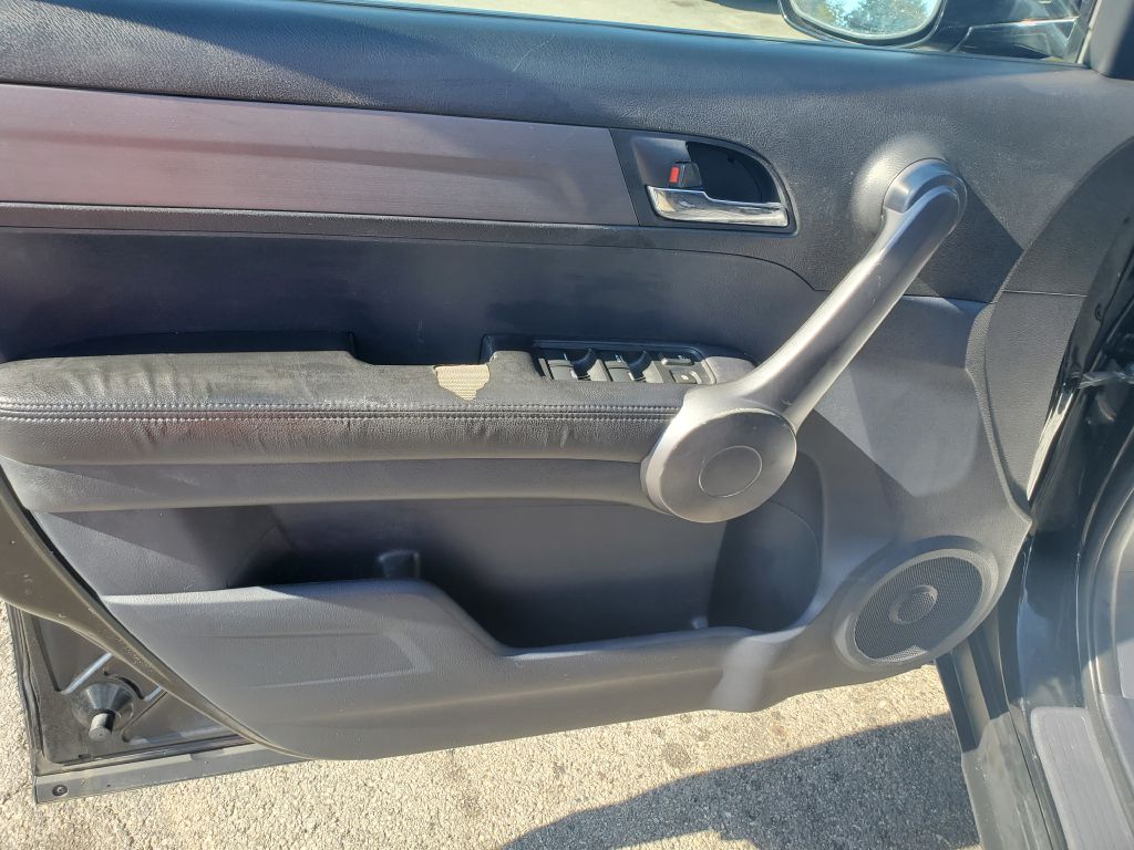 Photo 9 of this HONDA CR-V