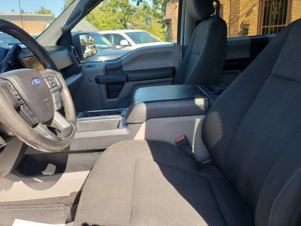 Photo 10 of this FORD F150