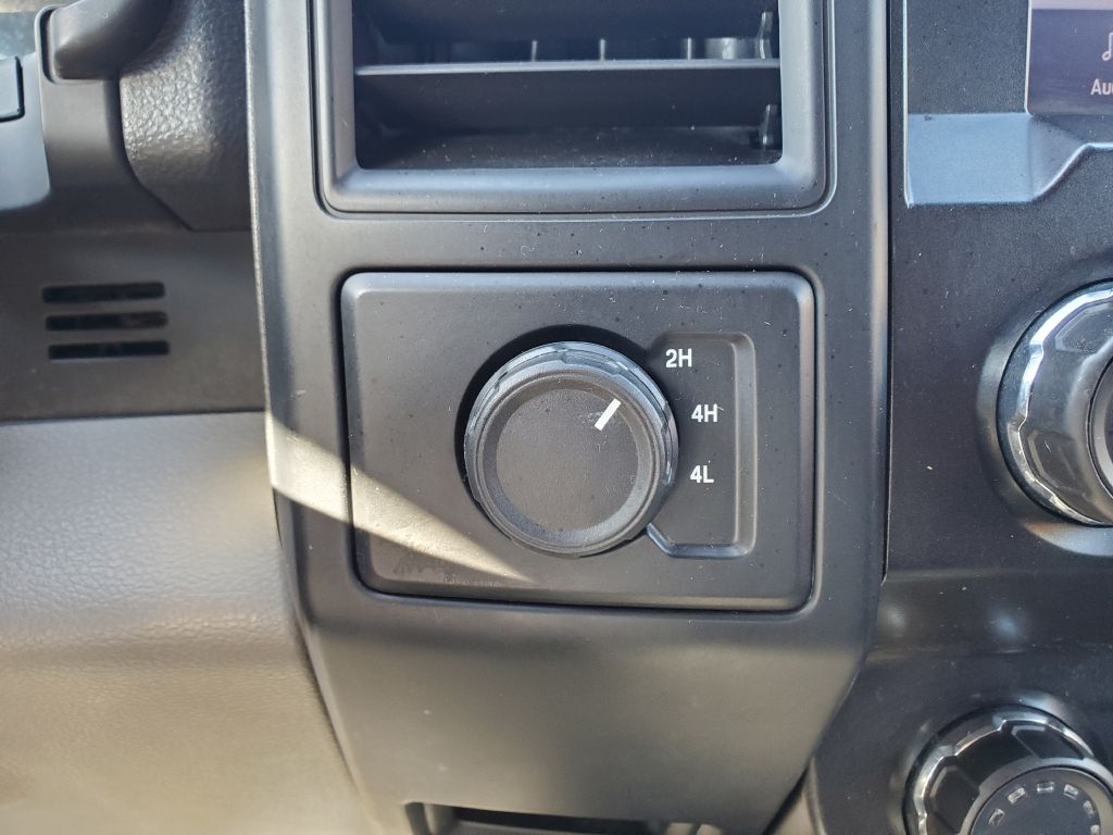 Photo 17 of this FORD F150