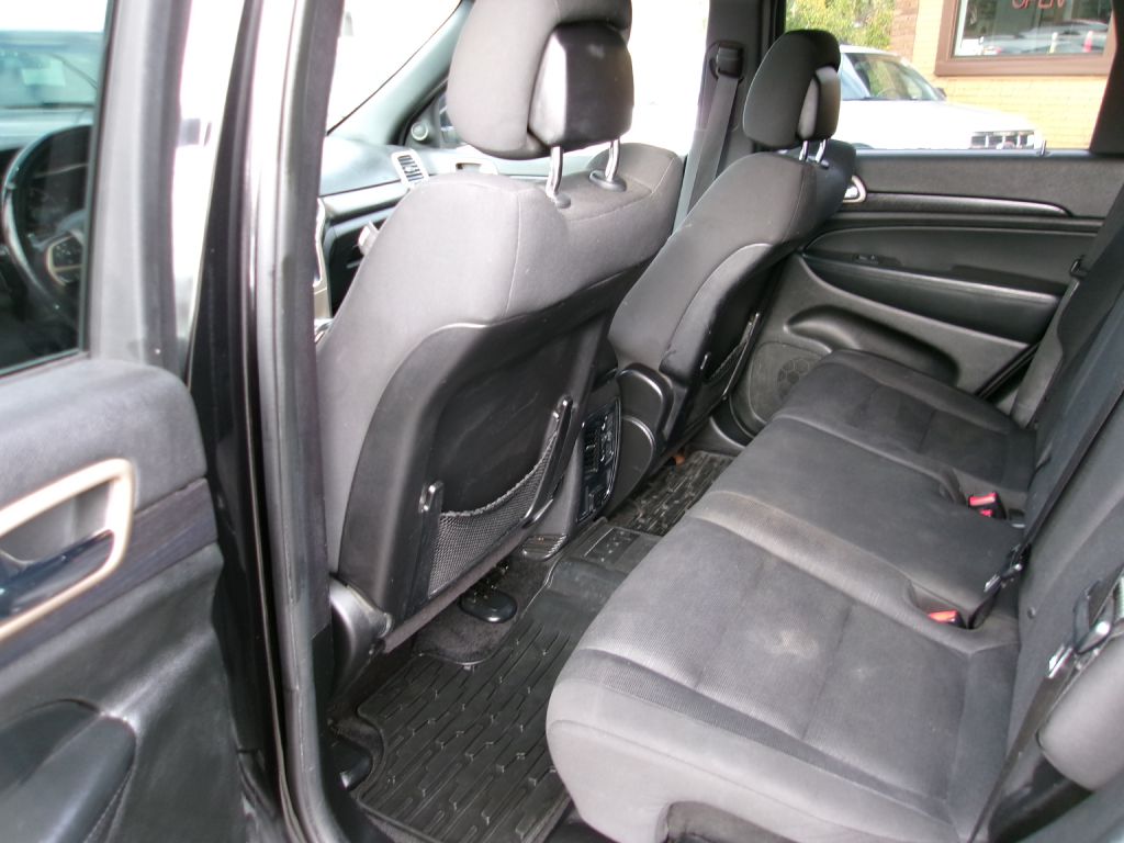 Photo 11 of this JEEP GRAND CHEROKEE