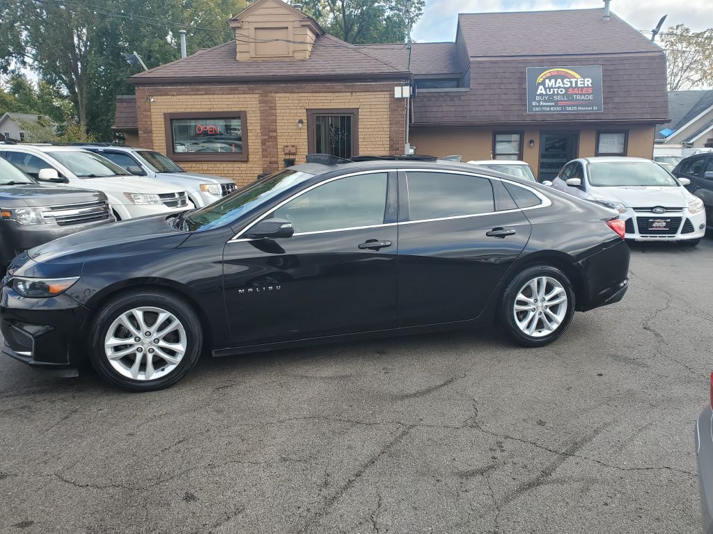 Photo 2 of this CHEVROLET MALIBU