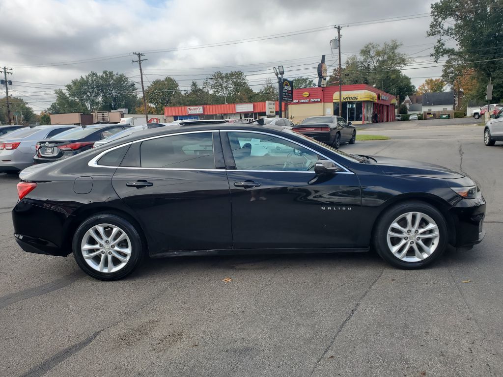 Photo 6 of this CHEVROLET MALIBU
