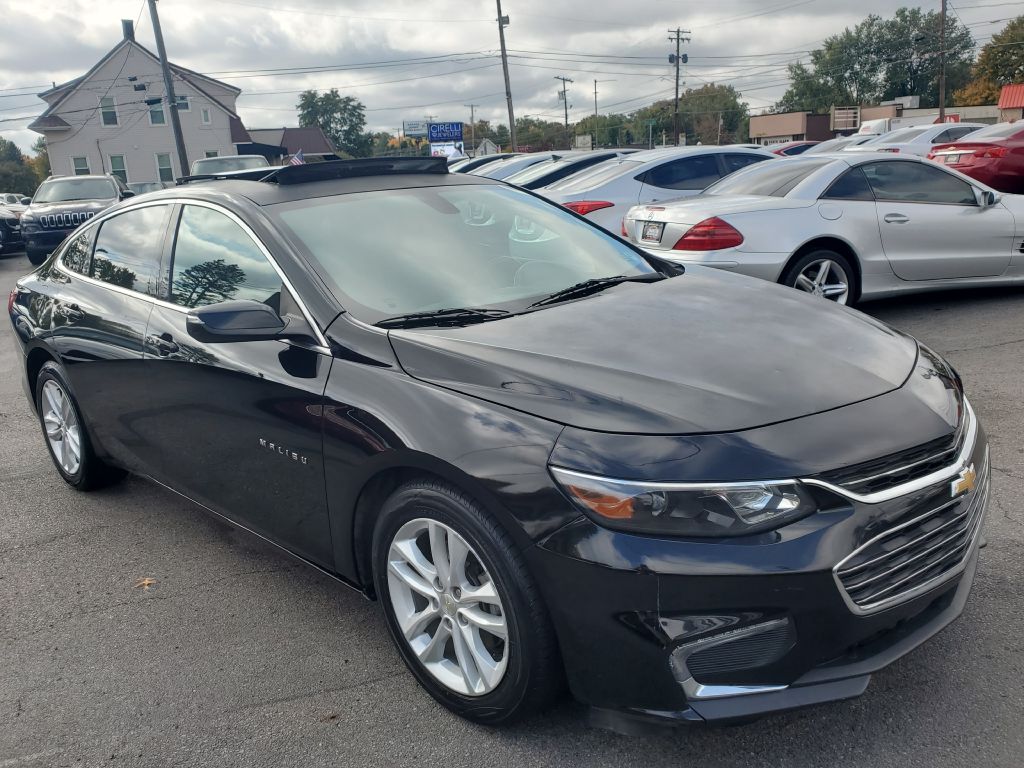 Photo 7 of this CHEVROLET MALIBU