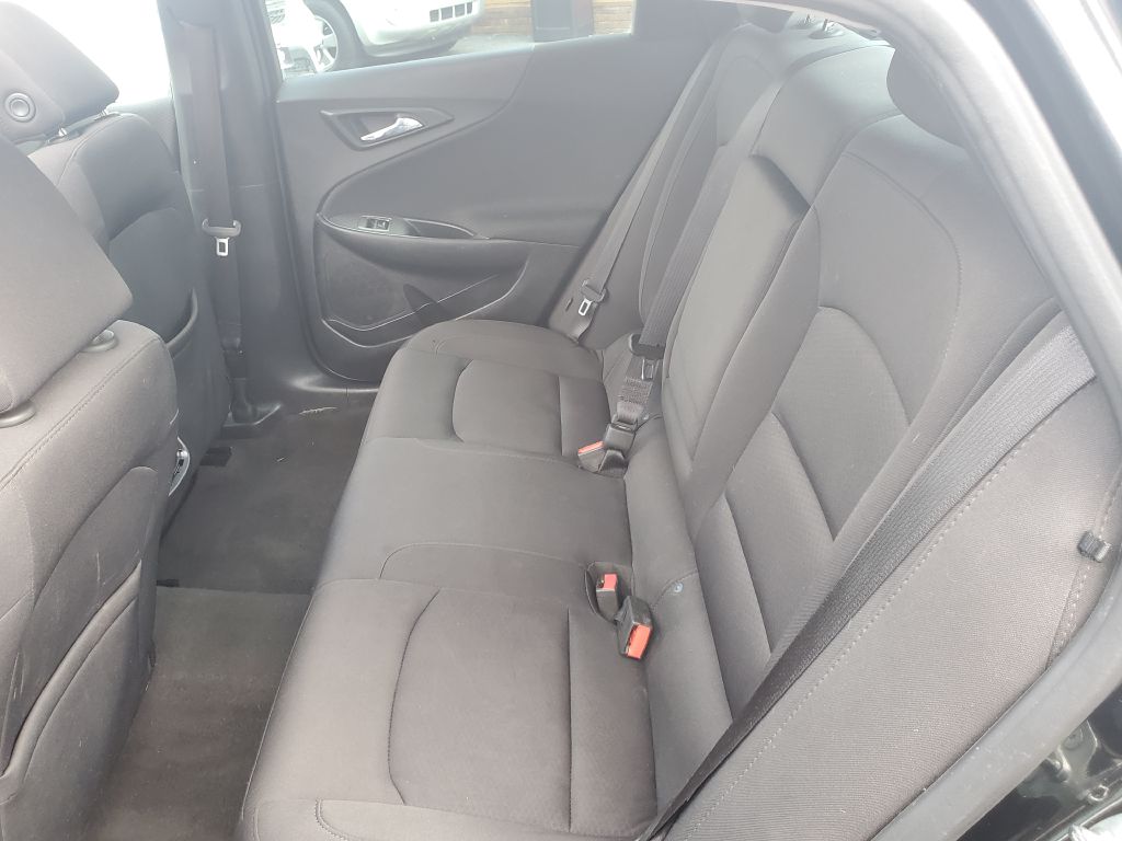 Photo 11 of this CHEVROLET MALIBU