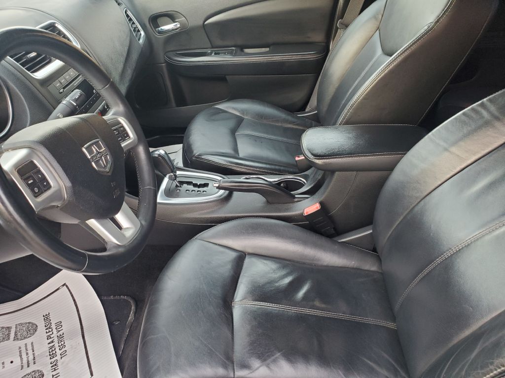 Photo 10 of this DODGE AVENGER