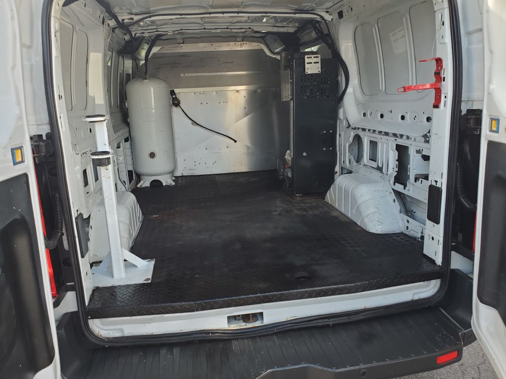 Photo 12 of this FORD TRANSIT