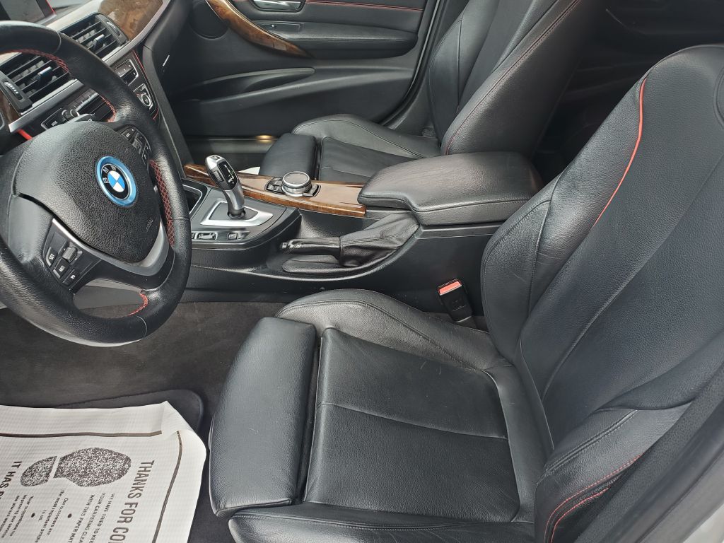 Photo 10 of this BMW 328