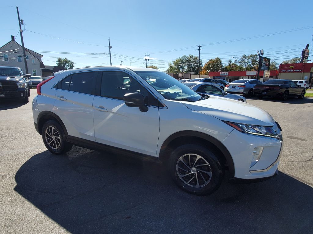 Photo 8 of this MITSUBISHI ECLIPSE CROSS