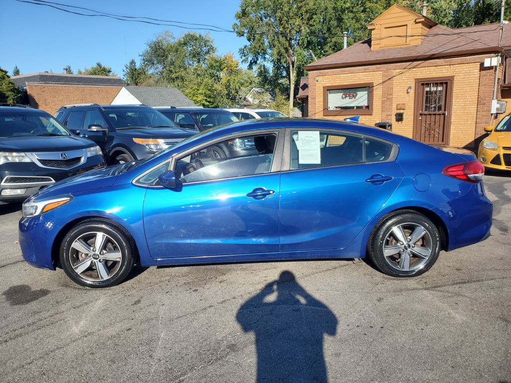 Photo 2 of this KIA FORTE