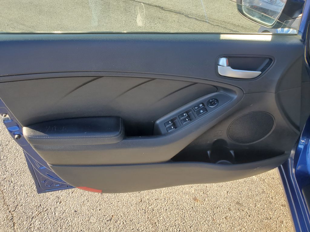 Photo 9 of this KIA FORTE