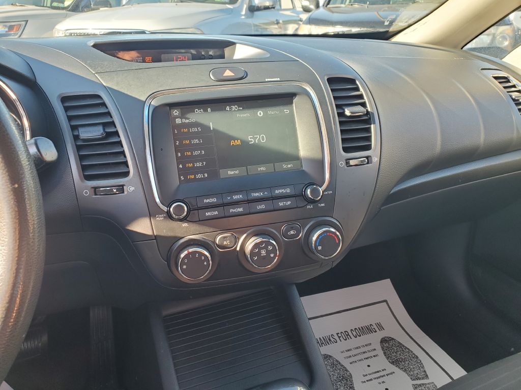 Photo 13 of this KIA FORTE