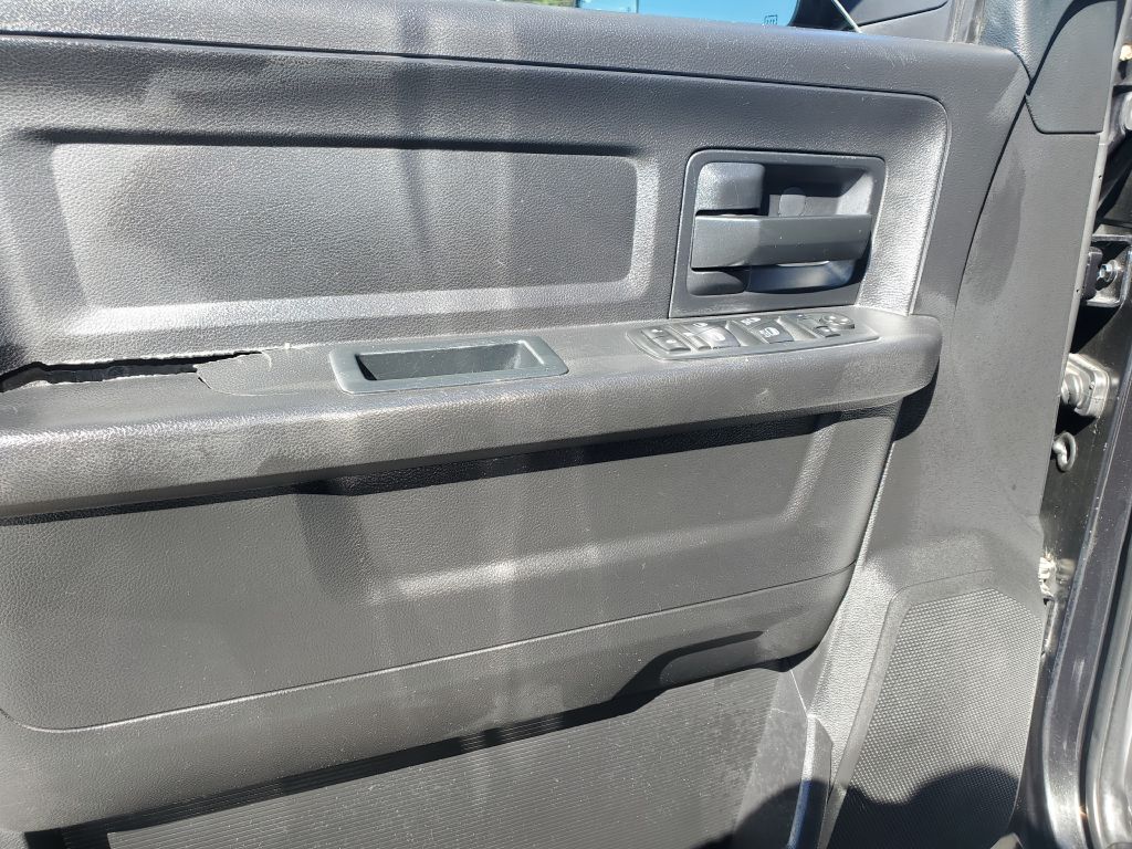 Photo 10 of this RAM 2500