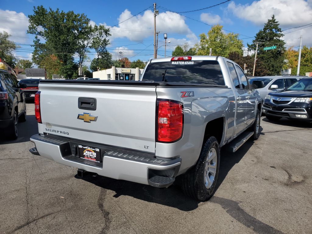 Photo 5 of this CHEVROLET SILVERADO 1500