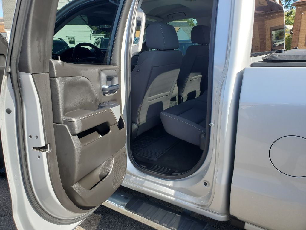Photo 13 of this CHEVROLET SILVERADO 1500