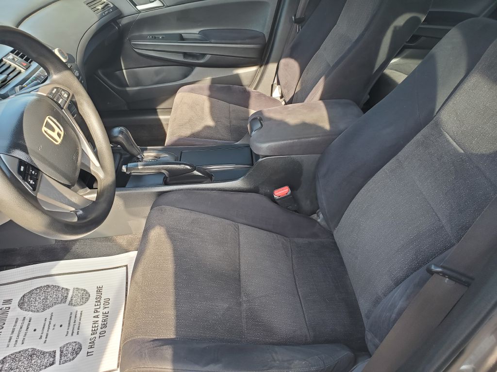 Photo 10 of this HONDA ACCORD