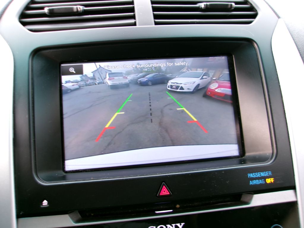 Photo 18 of this FORD EXPLORER