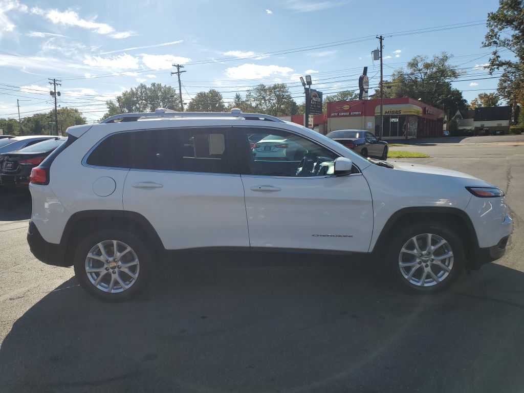 Photo 6 of this JEEP CHEROKEE