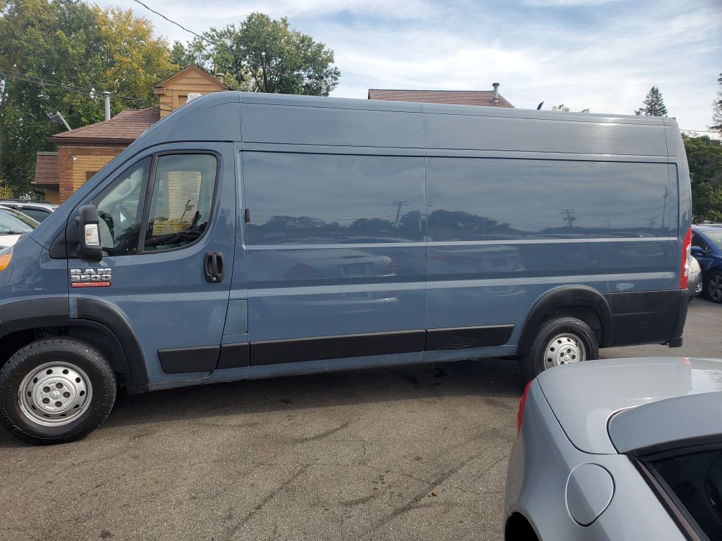 Photo 2 of this RAM PROMASTER 3500