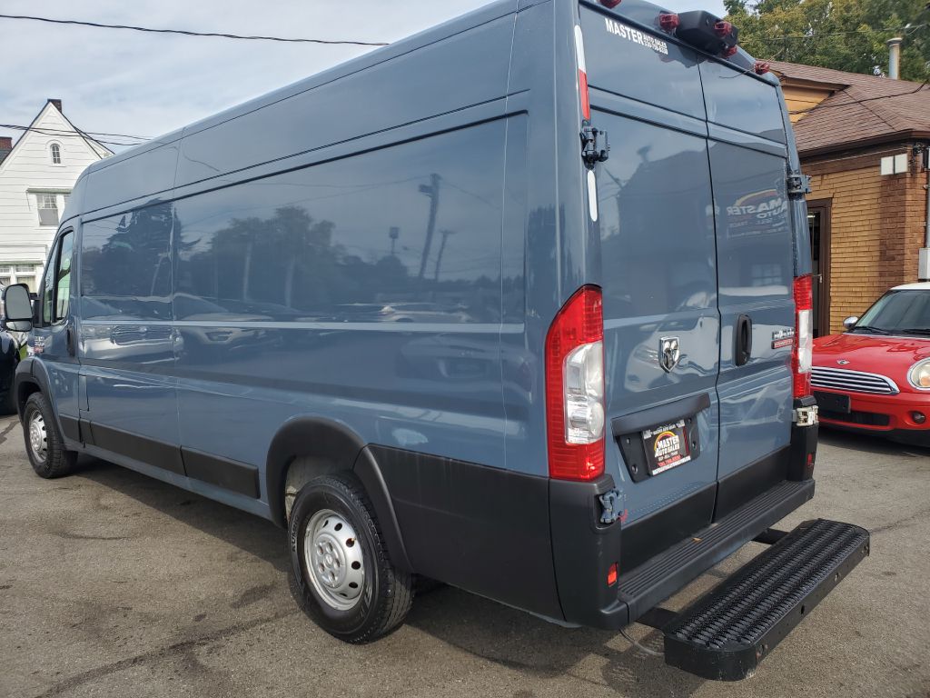 Photo 3 of this RAM PROMASTER 3500