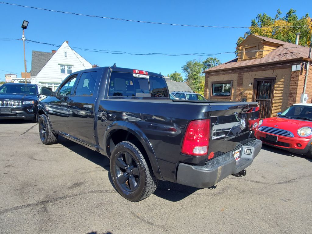 Photo 3 of this RAM 1500