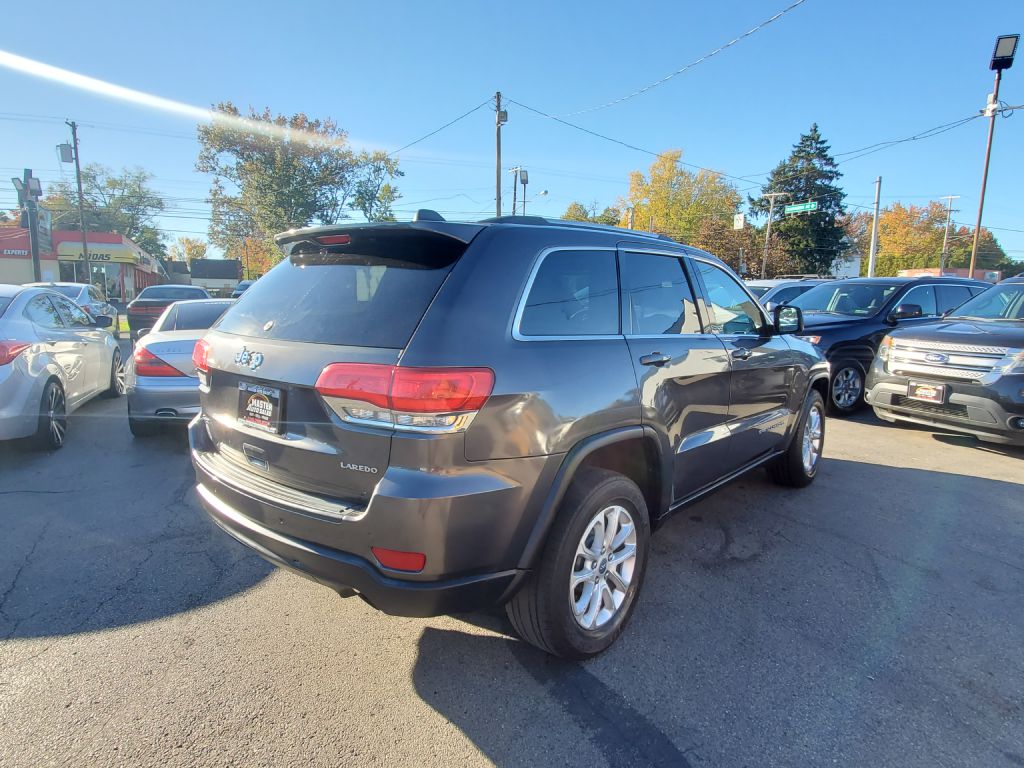 Photo 5 of this JEEP GRAND CHEROKEE