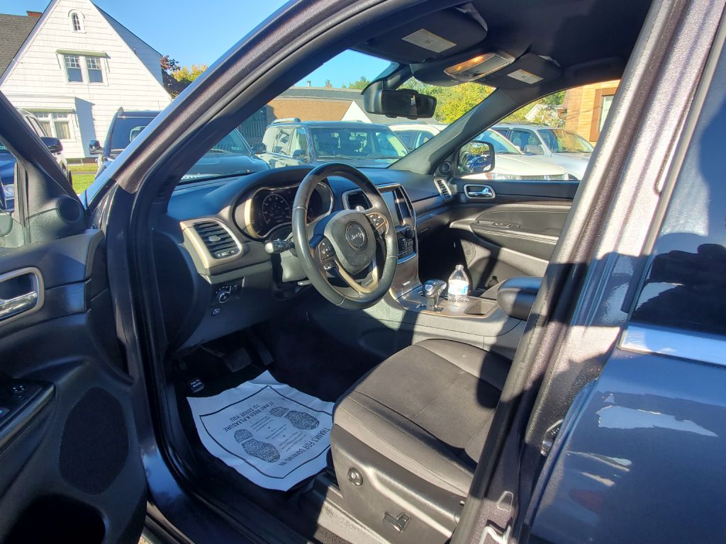 Photo 9 of this JEEP GRAND CHEROKEE