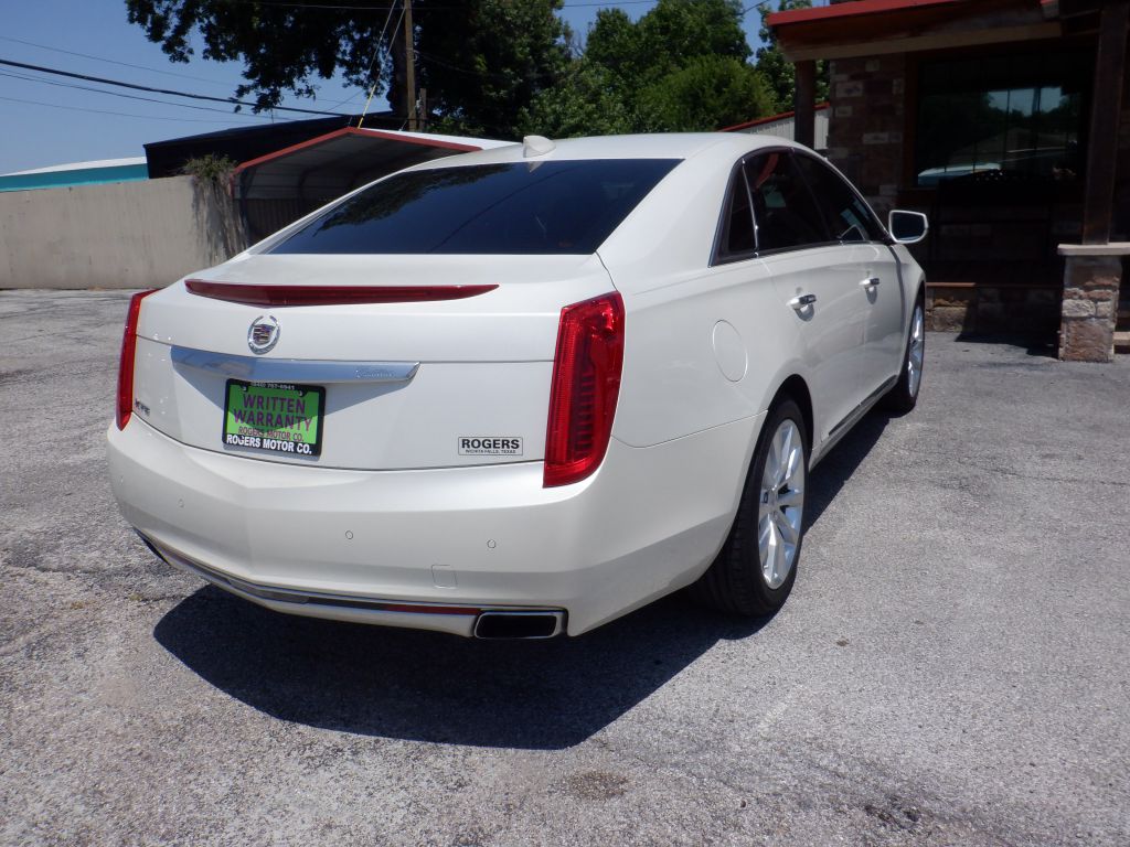 Photo 3 of this CADILLAC XTS