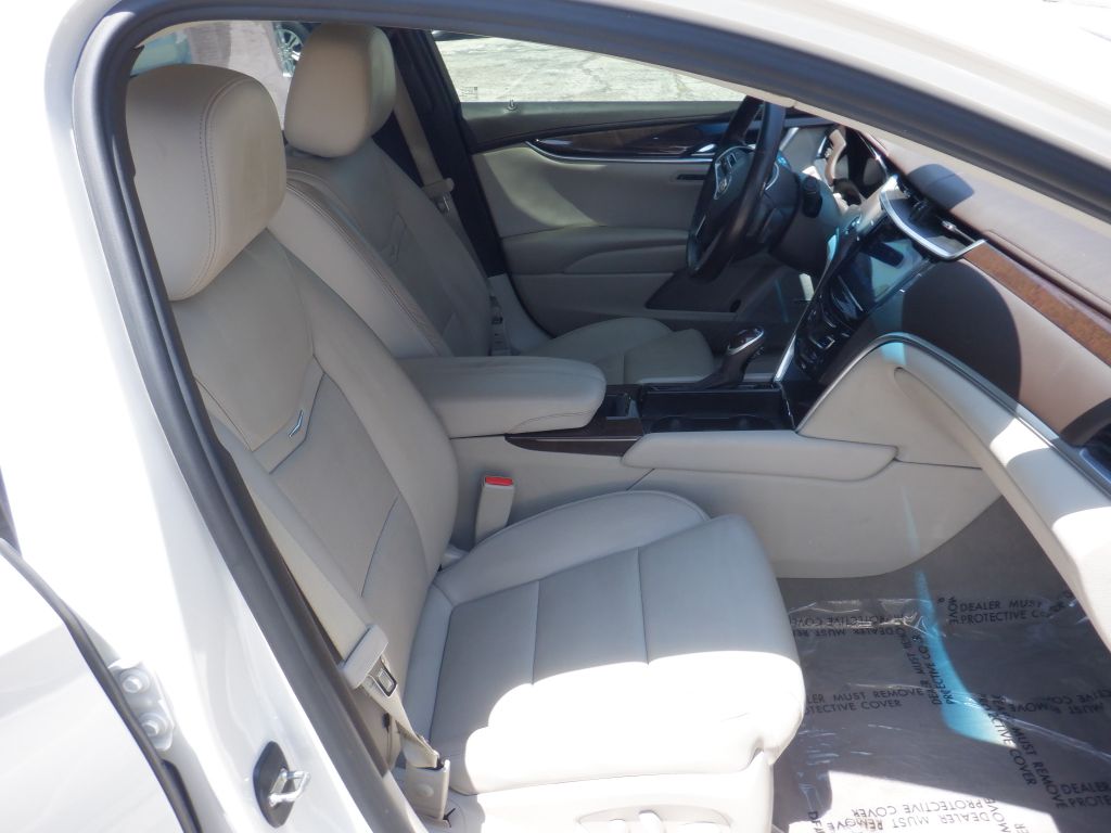 Photo 14 of this CADILLAC XTS