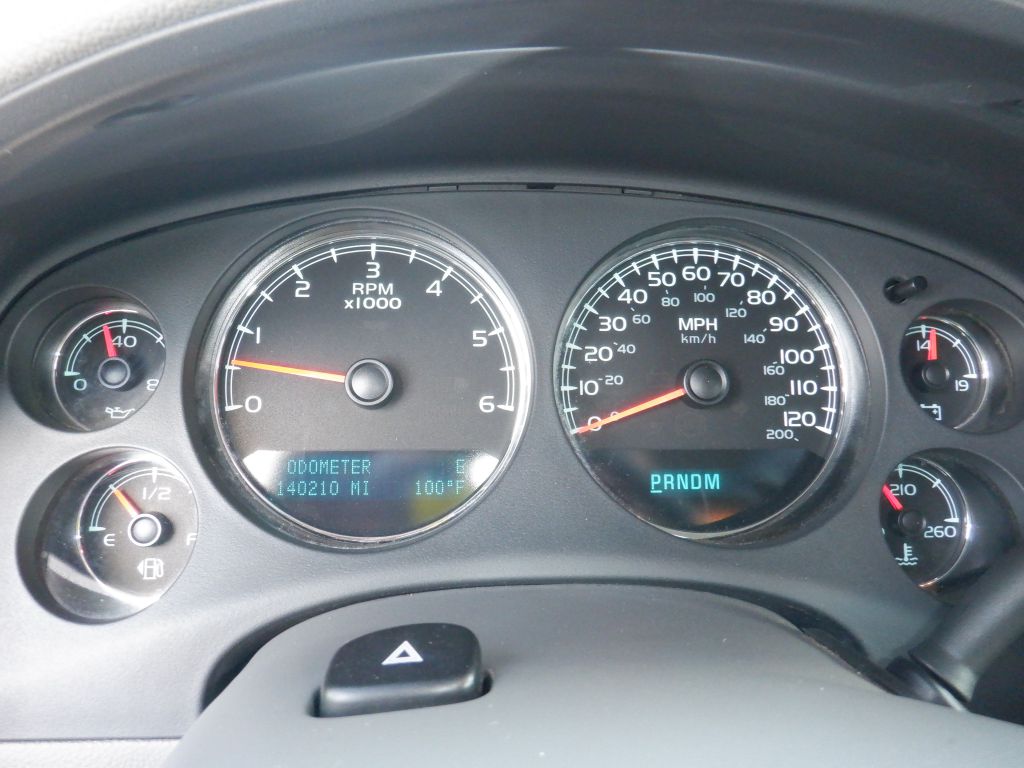Photo 9 of this CHEVROLET SUBURBAN