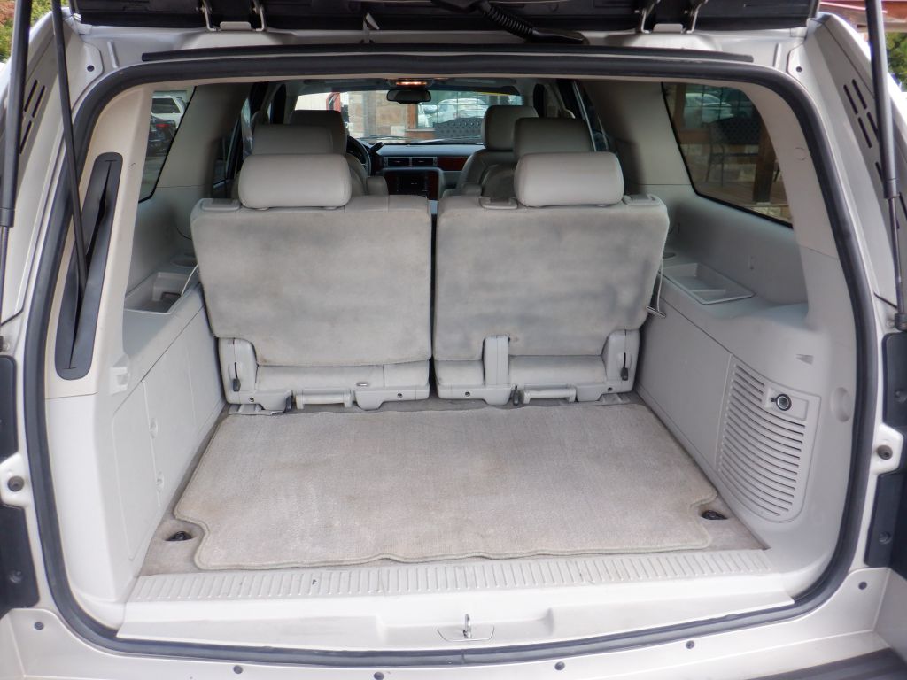 Photo 12 of this CHEVROLET SUBURBAN
