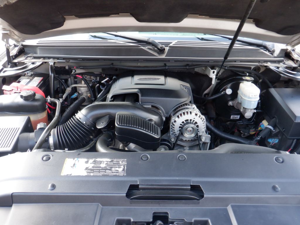 Photo 16 of this CHEVROLET SUBURBAN