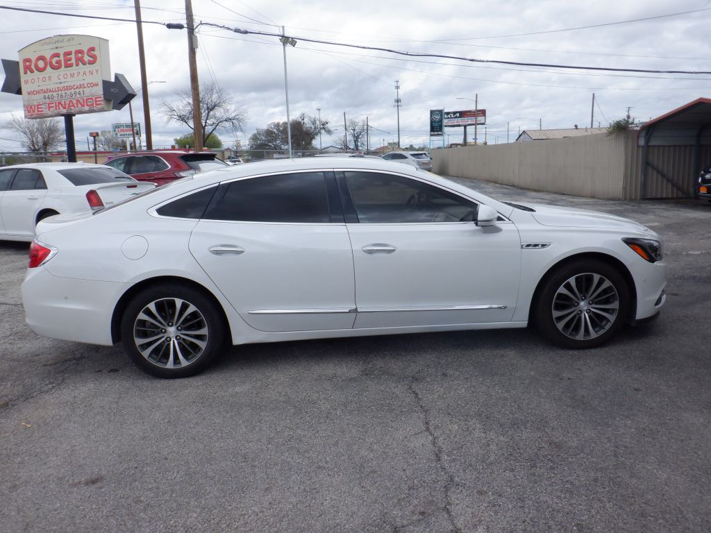 Photo 2 of this BUICK LACROSSE