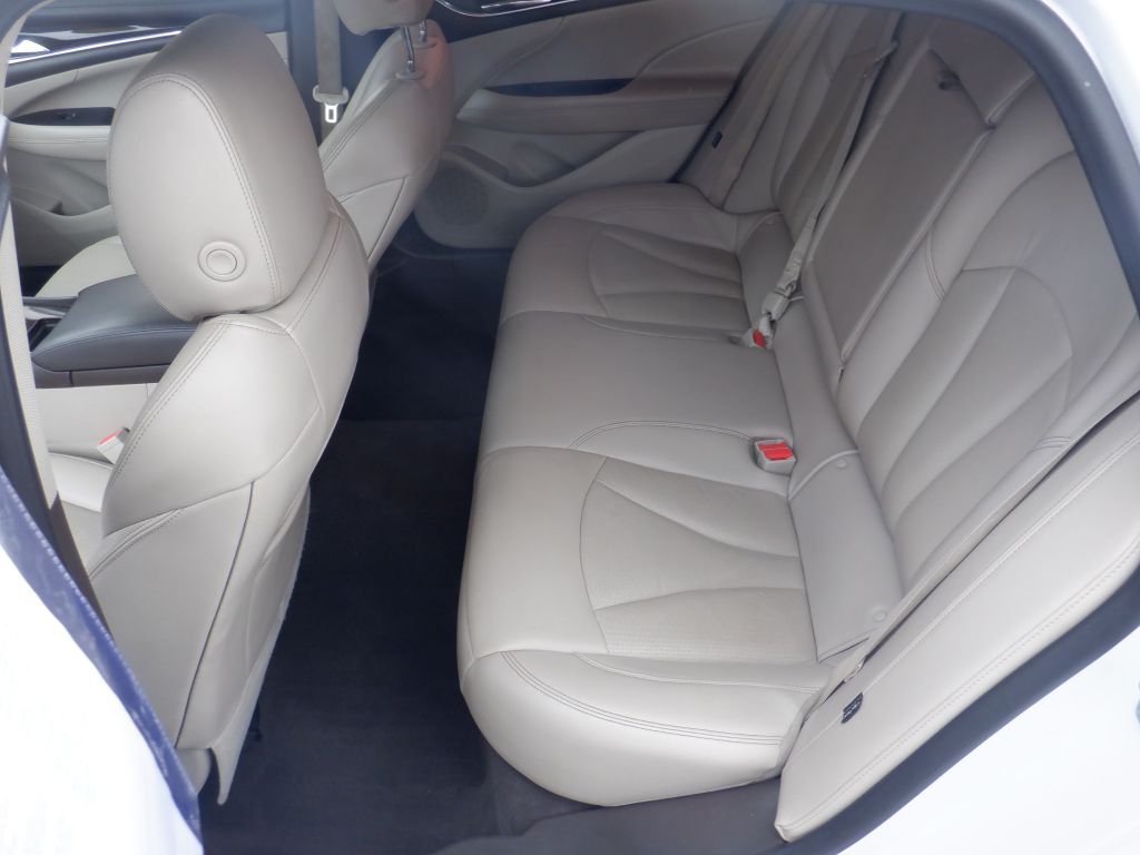 Photo 11 of this BUICK LACROSSE
