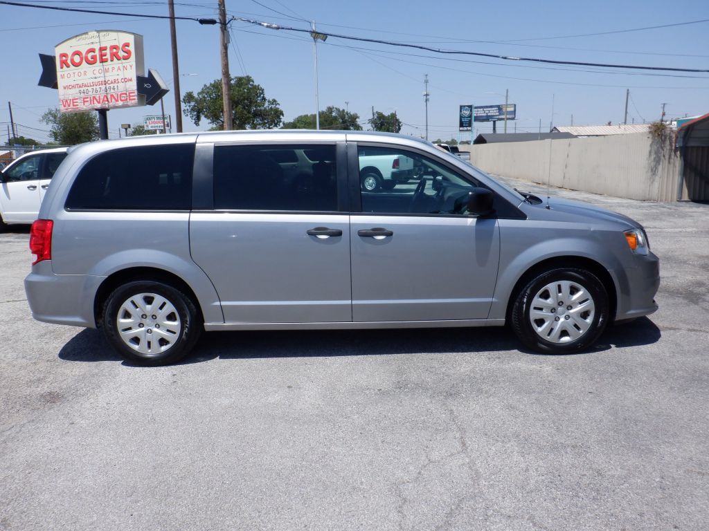 Photo 2 of this DODGE GRAND CARAVAN