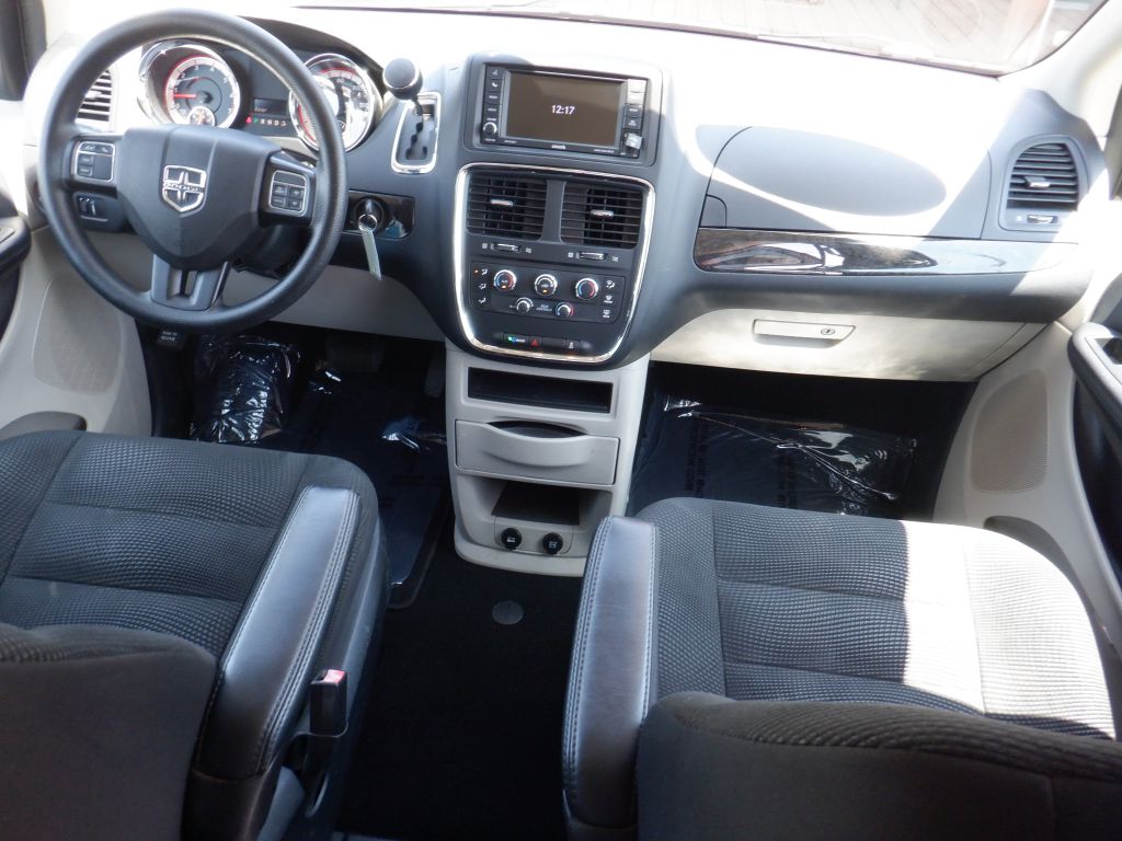 Photo 15 of this DODGE GRAND CARAVAN