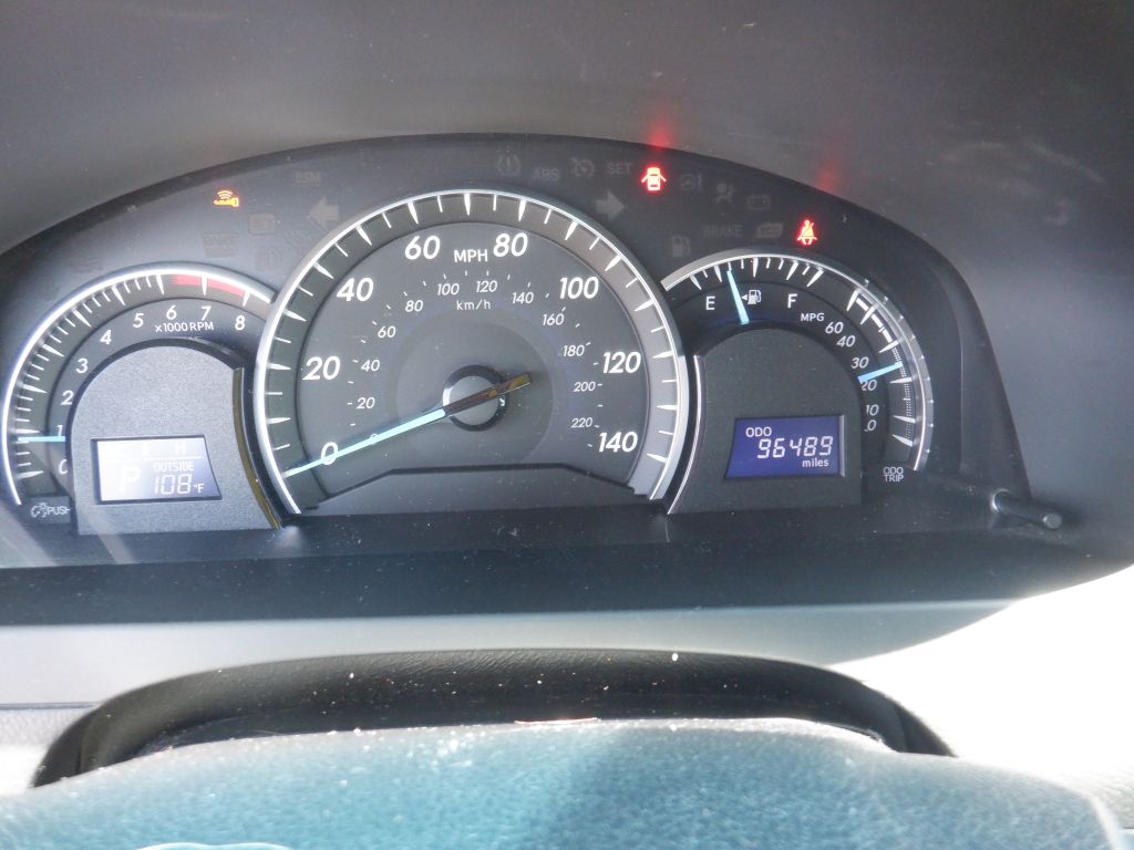 Photo 9 of this TOYOTA CAMRY